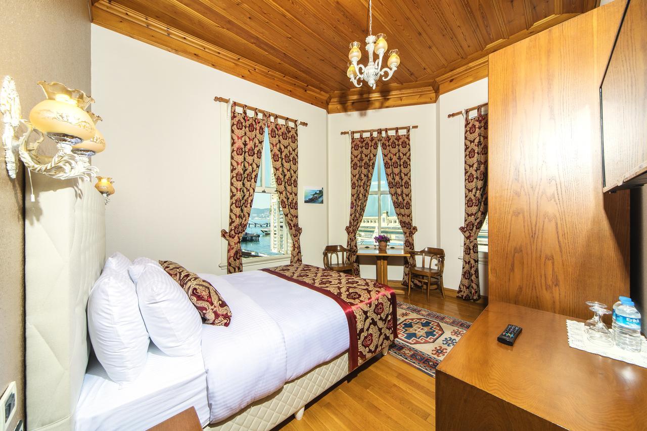 Mom Hotel Адалар Экстерьер фото